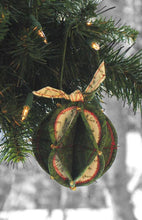 Fold'n Stitch Holiday Ornaments Pattern