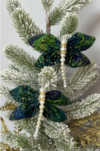 The Christmas Dragonfly Ornament Pattern